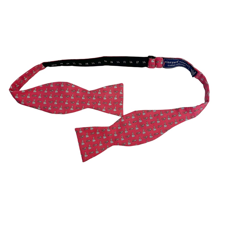 Vineyard Vines Mens Pink Whale Decanter Silk Bow Tie Custom Collection Novelty